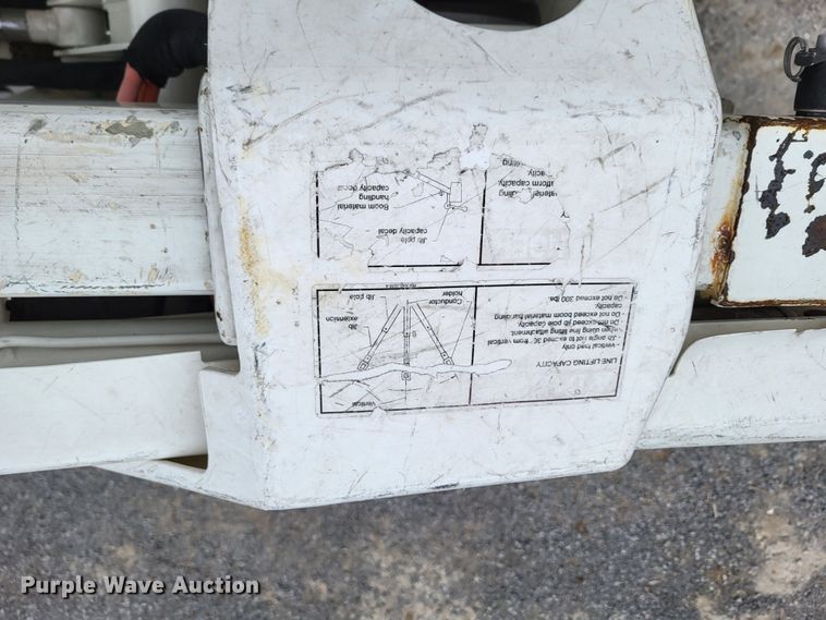 image for item DO3618 2010 Ford F550 Super Duty XLT  bucket truck