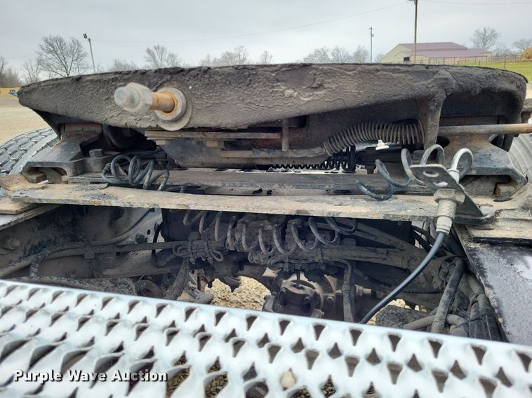 image for item DO3624 2016 Peterbilt 389  semi truck