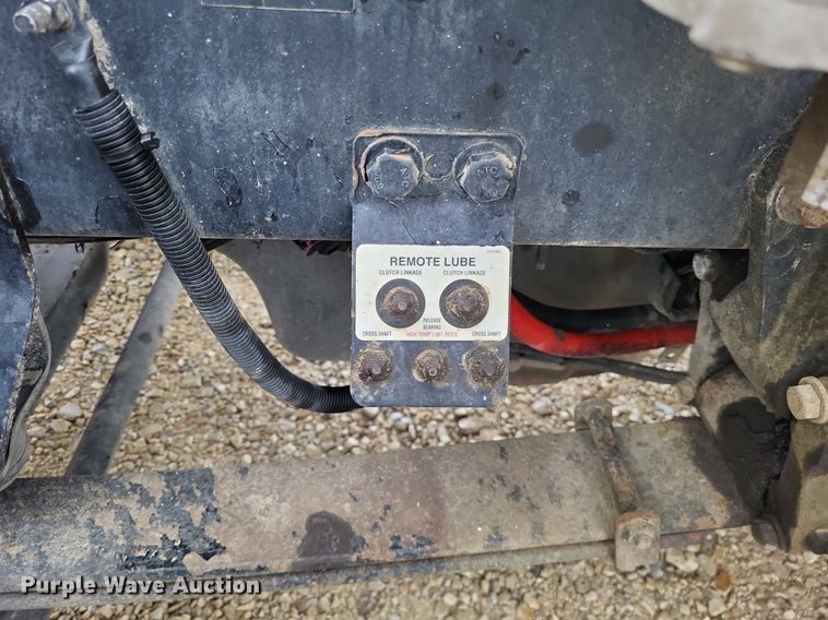 image for item DO3624 2016 Peterbilt 389  semi truck