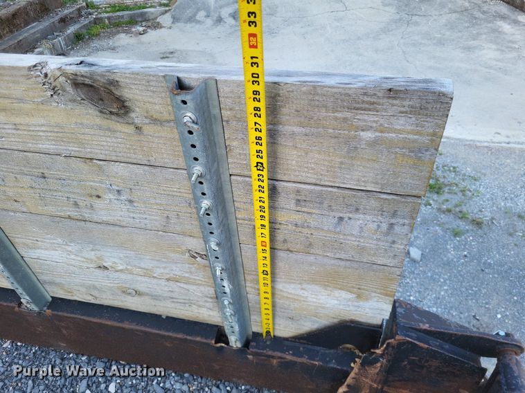 image for item DO3632 1993 Peterbilt 378  dump truck