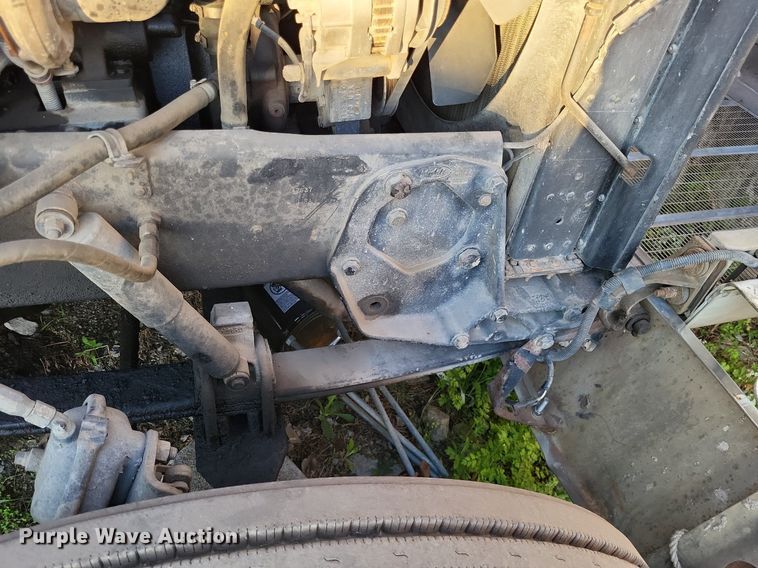 image for item DO3632 1993 Peterbilt 378  dump truck