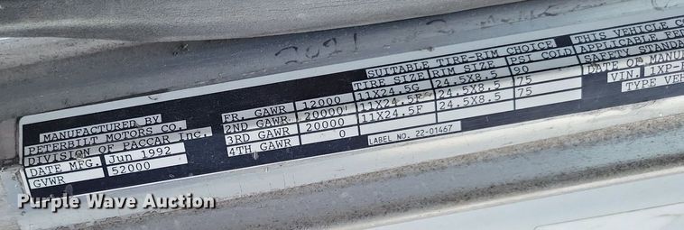 image for item DO3632 1993 Peterbilt 378  dump truck