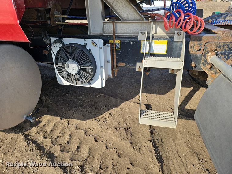 image for item DO4232 1991 Mack CH613  semi truck