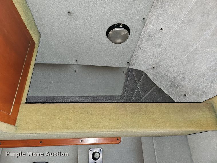 image for item DO4232 1991 Mack CH613  semi truck