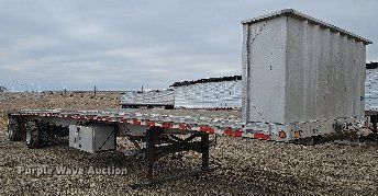 image for item DO4234 1999 Chaparral  flatbed trailer