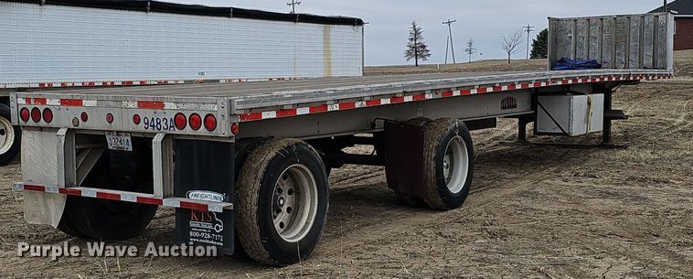 image for item DO4234 1999 Chaparral  flatbed trailer