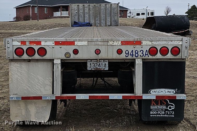 image for item DO4234 1999 Chaparral  flatbed trailer