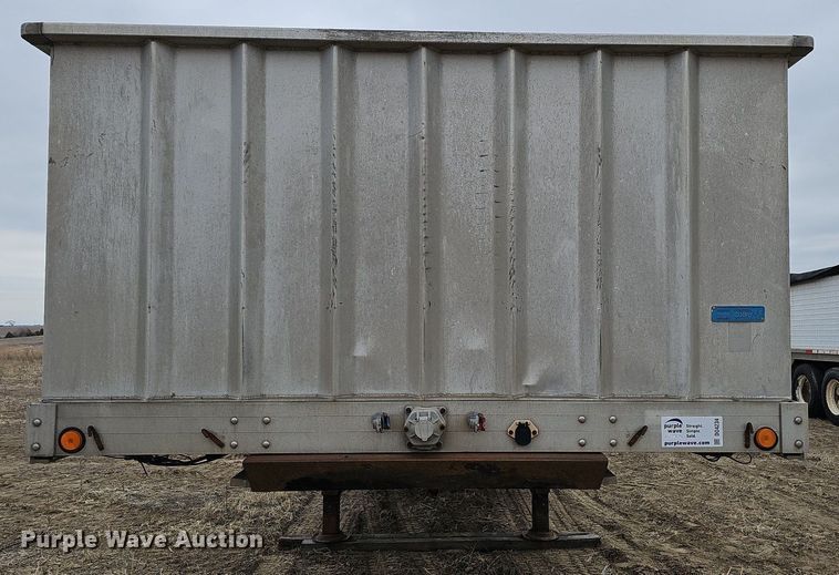 image for item DO4234 1999 Chaparral  flatbed trailer