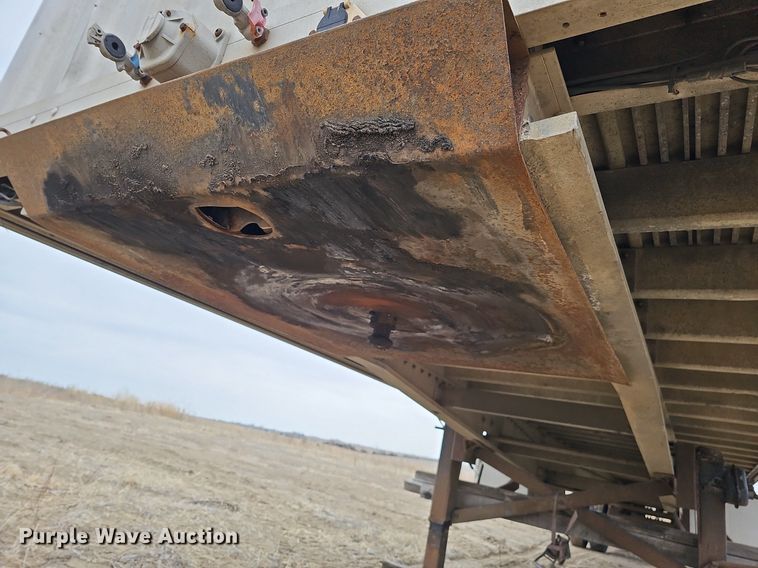 image for item DO4234 1999 Chaparral  flatbed trailer