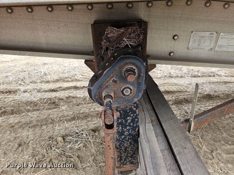 image for item DO4234 1999 Chaparral  flatbed trailer