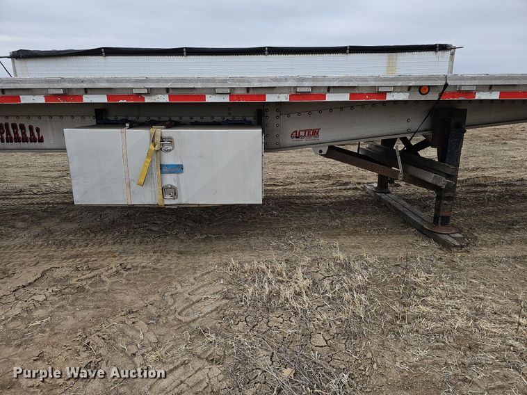 image for item DO4234 1999 Chaparral  flatbed trailer
