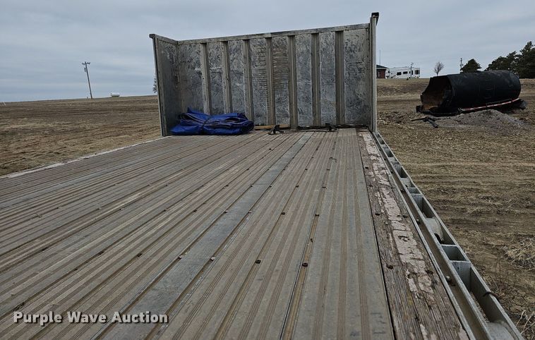 image for item DO4234 1999 Chaparral  flatbed trailer