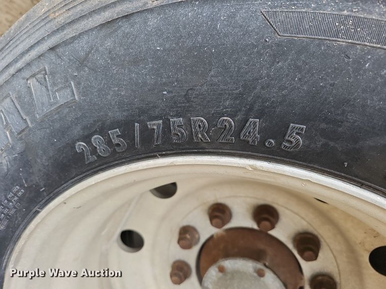 image for item DO4234 1999 Chaparral  flatbed trailer