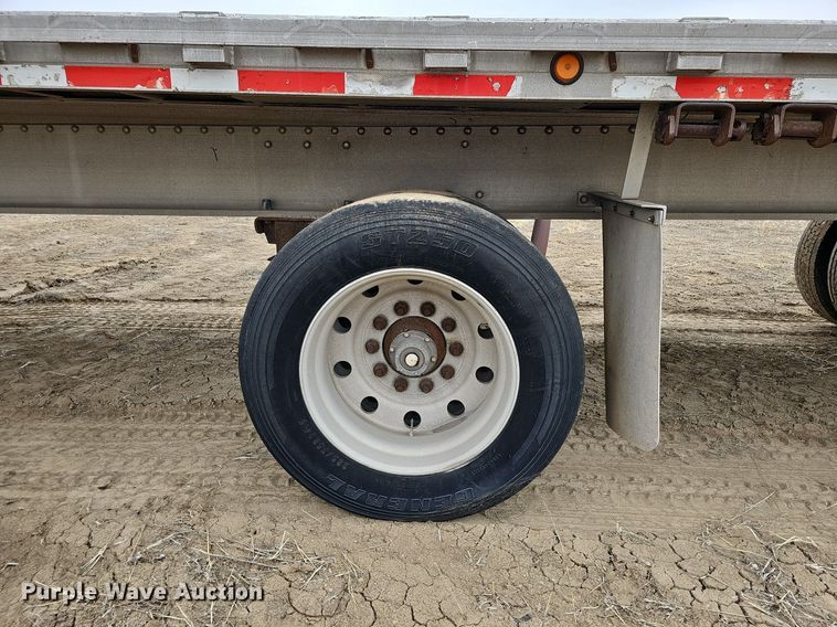 image for item DO4234 1999 Chaparral  flatbed trailer