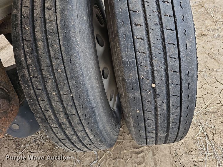 image for item DO4234 1999 Chaparral  flatbed trailer