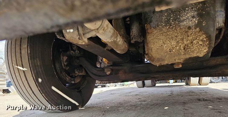 image for item DO4278 1996 Volvo Aero WIA  semi truck