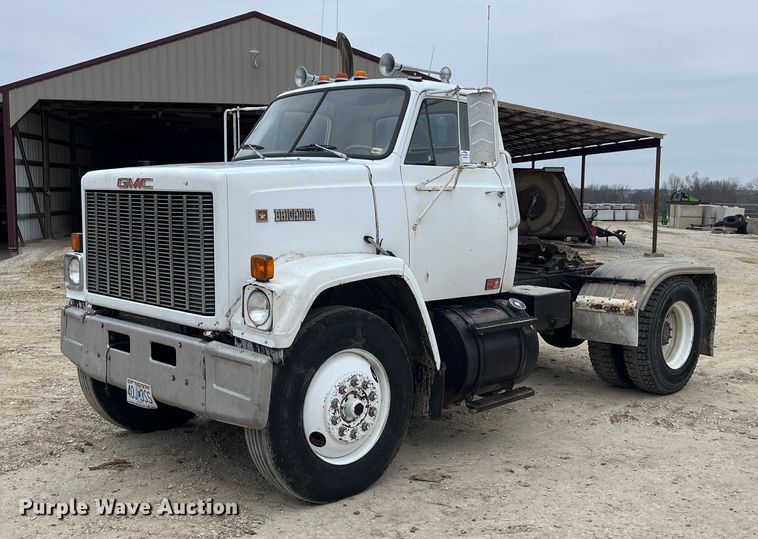 image for item DP0470 1982 GMC Brigadier  semi truck