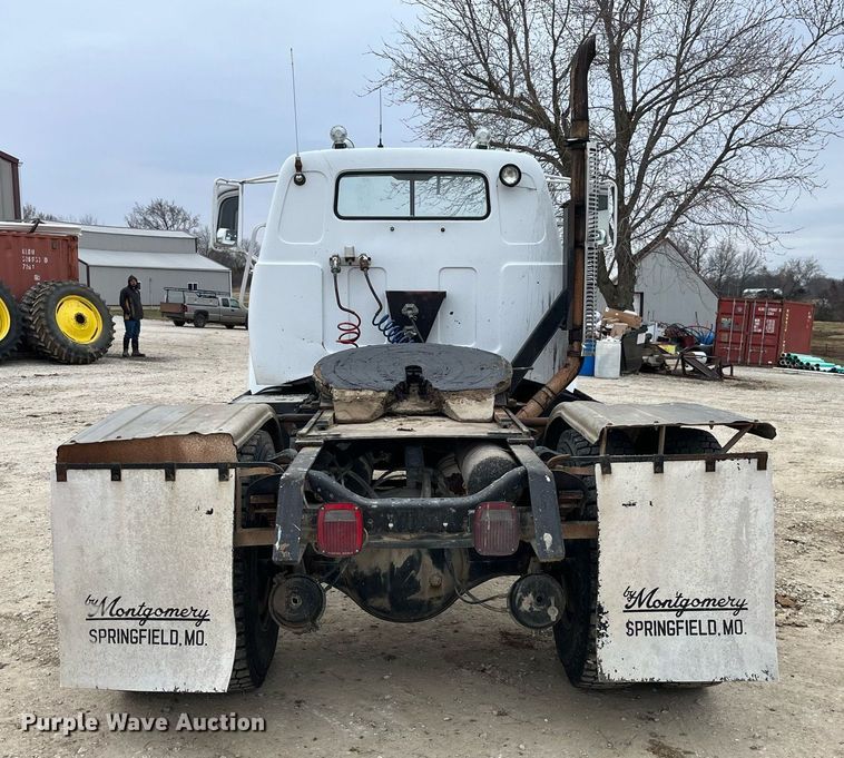 image for item DP0470 1982 GMC Brigadier  semi truck