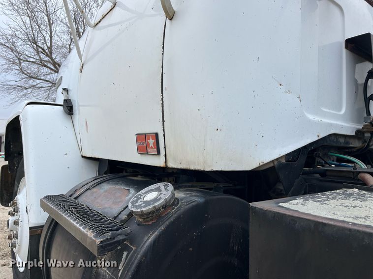 image for item DP0470 1982 GMC Brigadier  semi truck