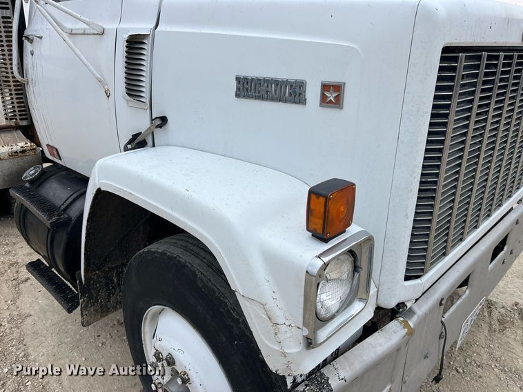 image for item DP0470 1982 GMC Brigadier  semi truck