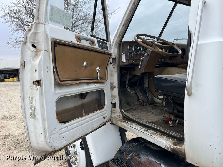 image for item DP0470 1982 GMC Brigadier  semi truck