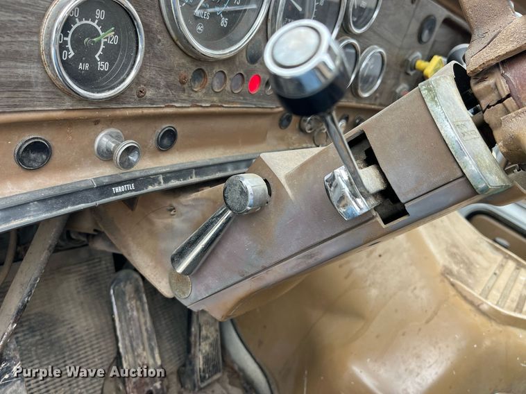 image for item DP0470 1982 GMC Brigadier  semi truck