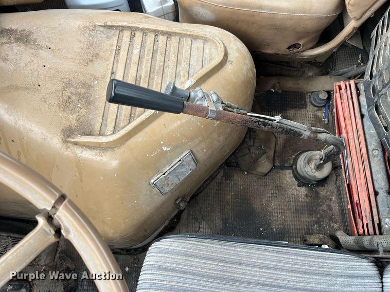 image for item DP0470 1982 GMC Brigadier  semi truck