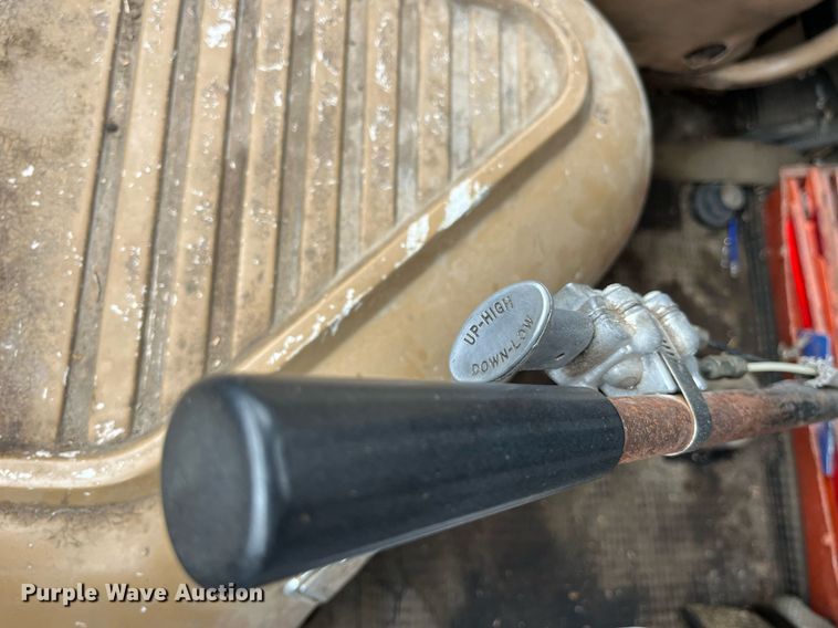 image for item DP0470 1982 GMC Brigadier  semi truck