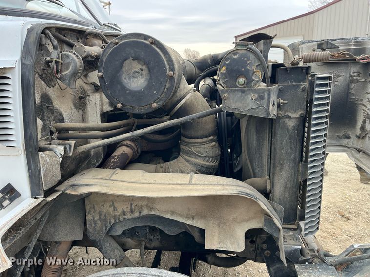 image for item DP0470 1982 GMC Brigadier  semi truck