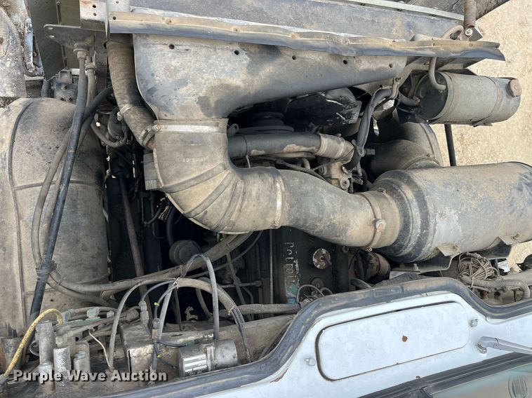 image for item DP0470 1982 GMC Brigadier  semi truck