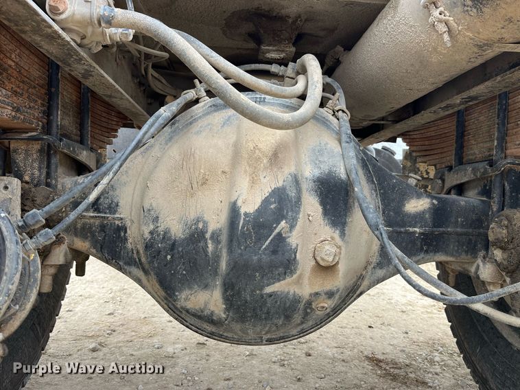 image for item DP0470 1982 GMC Brigadier  semi truck