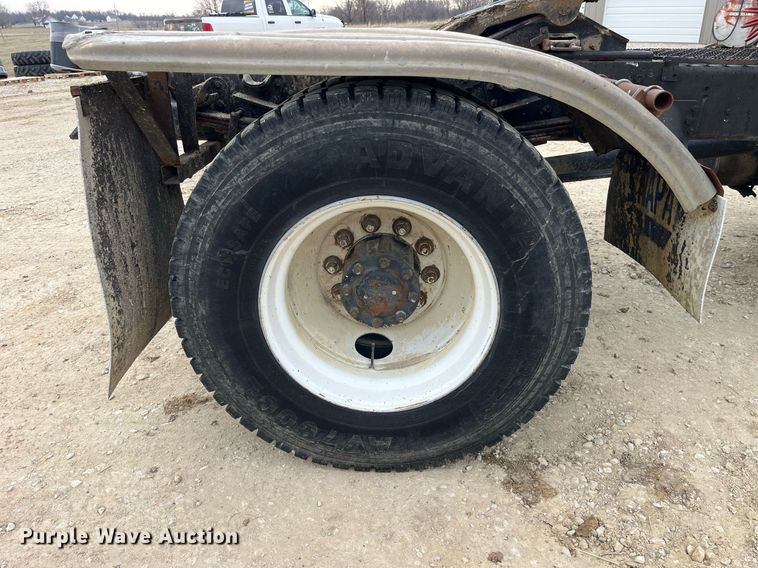 image for item DP0470 1982 GMC Brigadier  semi truck