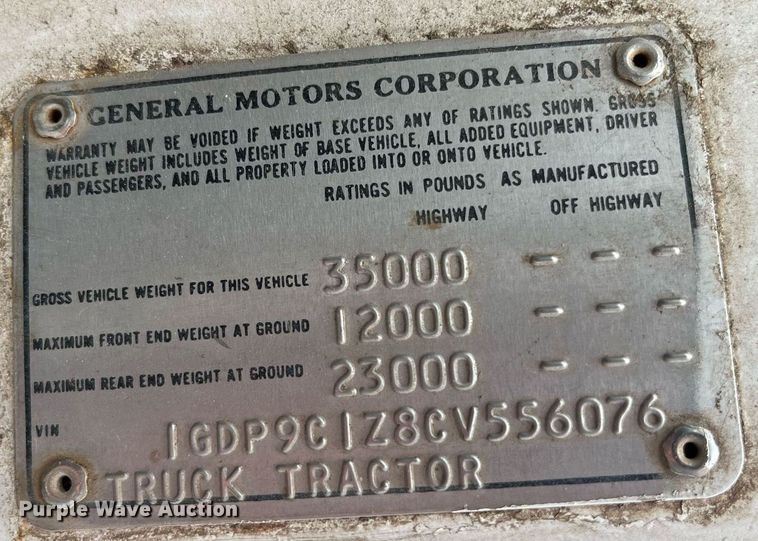 image for item DP0470 1982 GMC Brigadier  semi truck