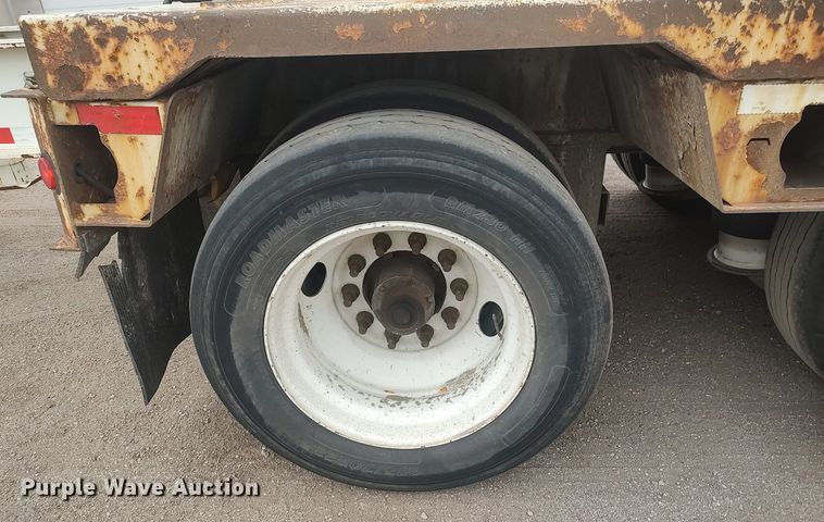 image for item DQ0402 2016 Load King  equipment trailer