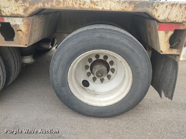 image for item DQ0402 2016 Load King  equipment trailer