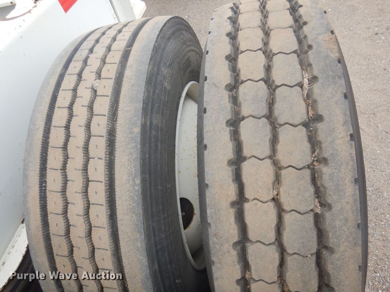 image for item DQ0404 2016 Load King  stinger axle