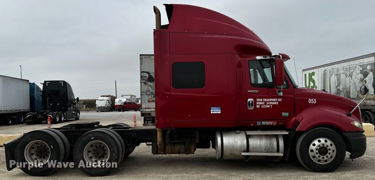 image for item DQ1994 2008 International Prostar semi truck