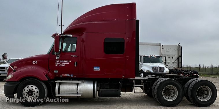 image for item DQ1994 2008 International Prostar semi truck