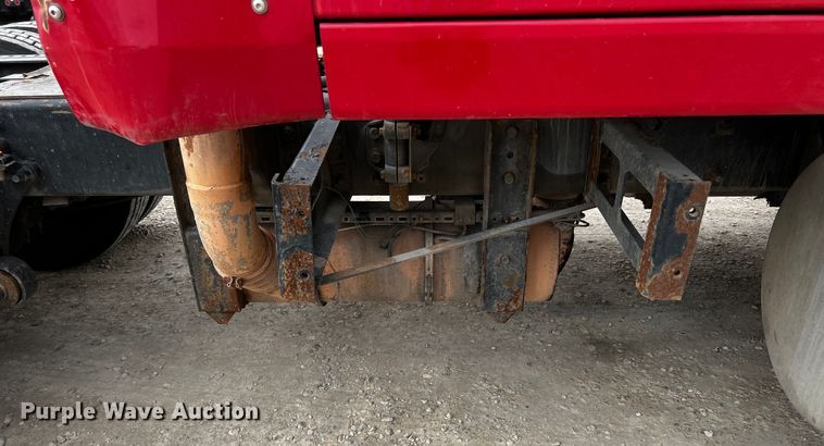 image for item DQ1994 2008 International Prostar semi truck