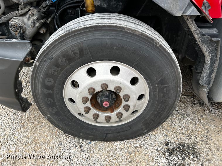 image for item DQ1994 2008 International Prostar semi truck