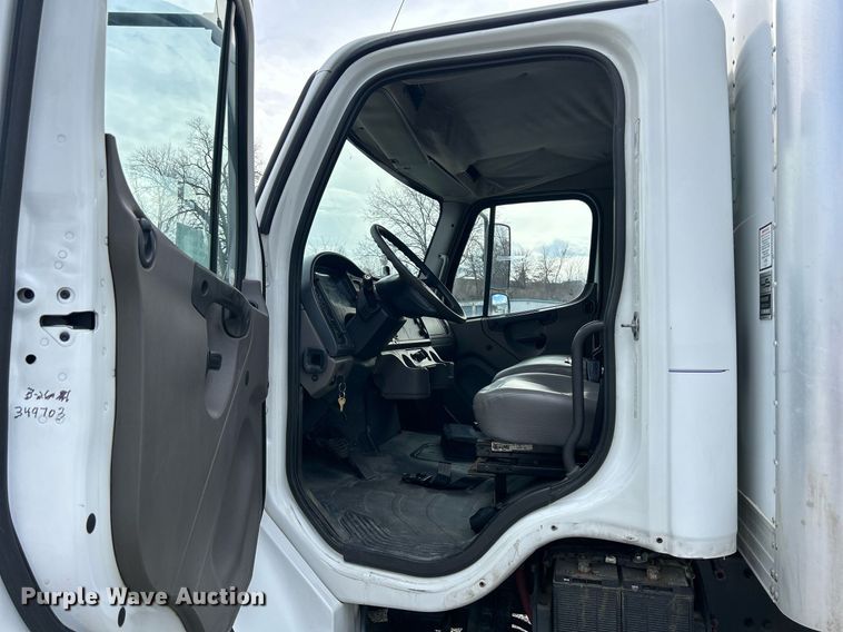 image for item DR4519 2009 Freightliner Business Class M2  box truck