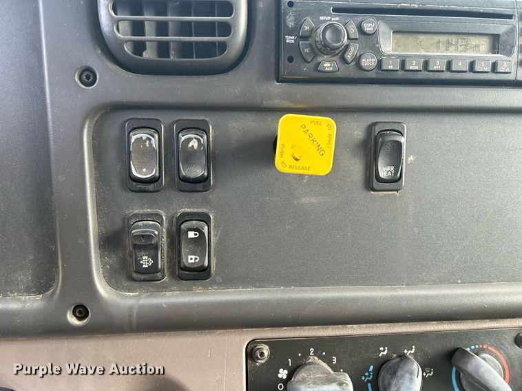 image for item DR4519 2009 Freightliner Business Class M2  box truck