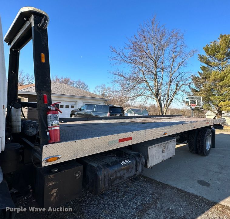 image for item DR5002 1997 Isuzu FSR  rollback truck