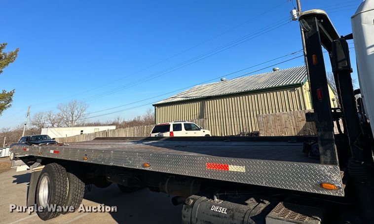 image for item DR5002 1997 Isuzu FSR  rollback truck