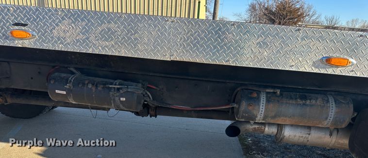 image for item DR5002 1997 Isuzu FSR  rollback truck