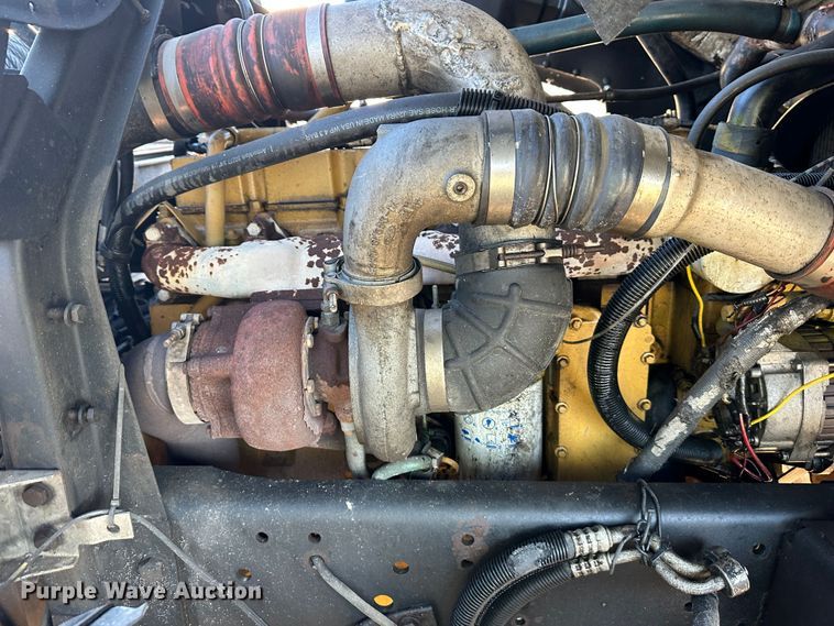 image for item DR5002 1997 Isuzu FSR  rollback truck