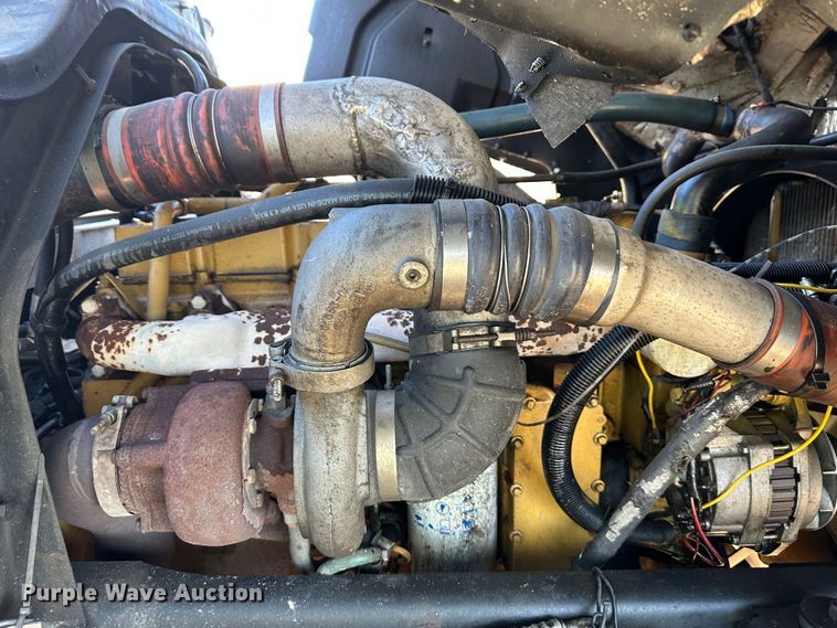 image for item DR5002 1997 Isuzu FSR  rollback truck