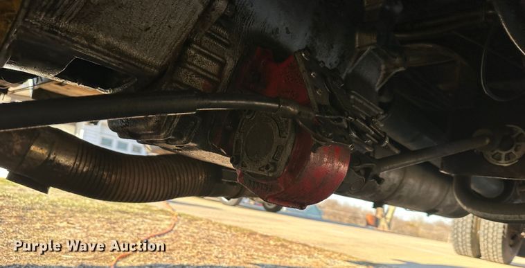 image for item DR5002 1997 Isuzu FSR  rollback truck