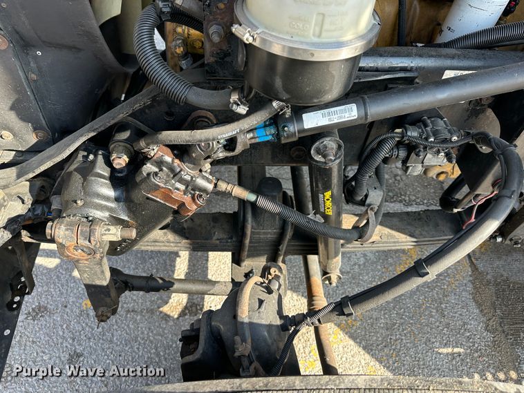 image for item DR5097 2007 Kenworth W900  semi truck