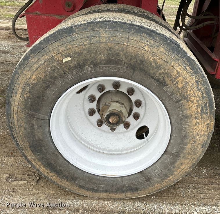 image for item DR5105 2001 L&M  end dump trailer